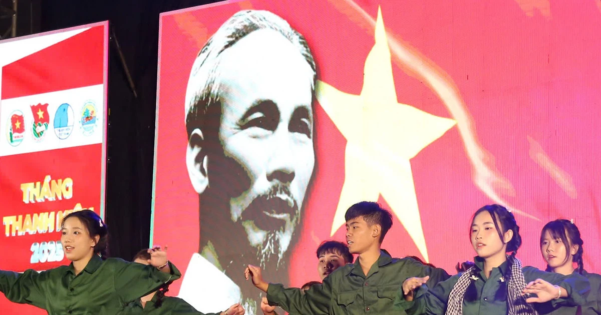 Tháng Ba biên giới 2025 cháy hết mình: Gen Z hướng về biên cương đầy tự hào