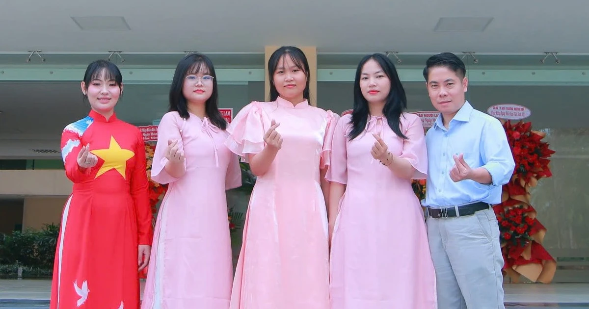 Biến phụ phẩm nha đam bỏ đi thành cao thành phẩm - Gen Z làm nông nghiệp xịn sò quá trời!