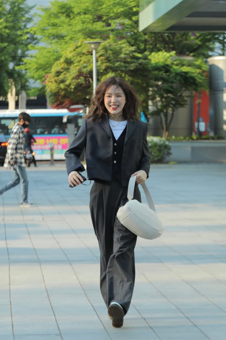 c5cb263a79c1c9671bc8.jpg