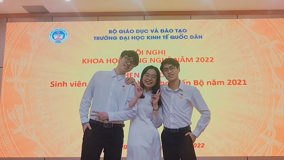 c5d761f830187fcdac7e.jpg
