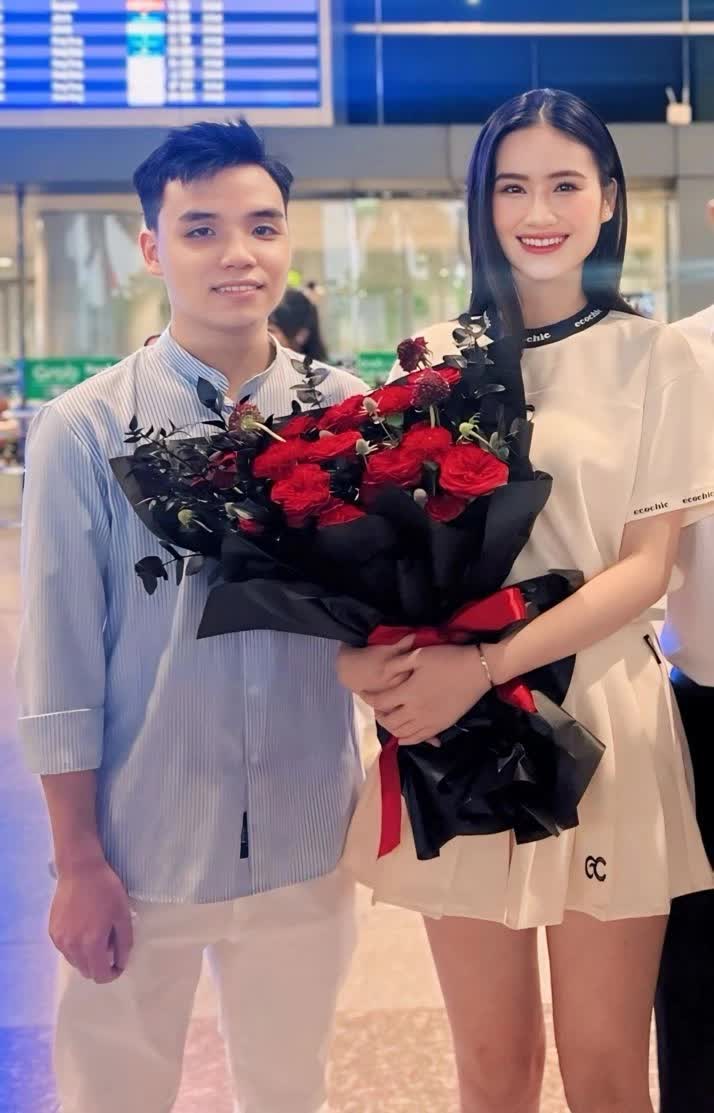 c62736cd63d924caa228.jpg