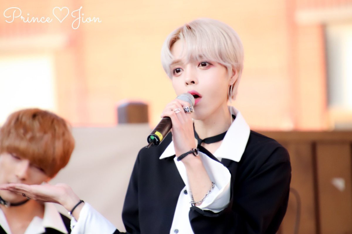 c62d121bea3c1f4432e2.jpg
