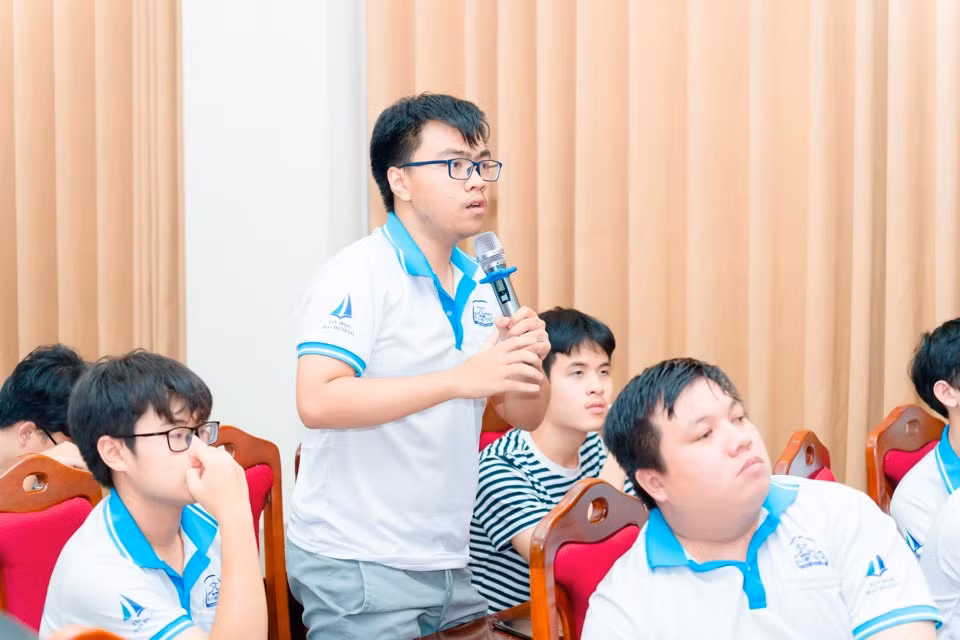 c6e43fb7ccc6413f51fc.jpg