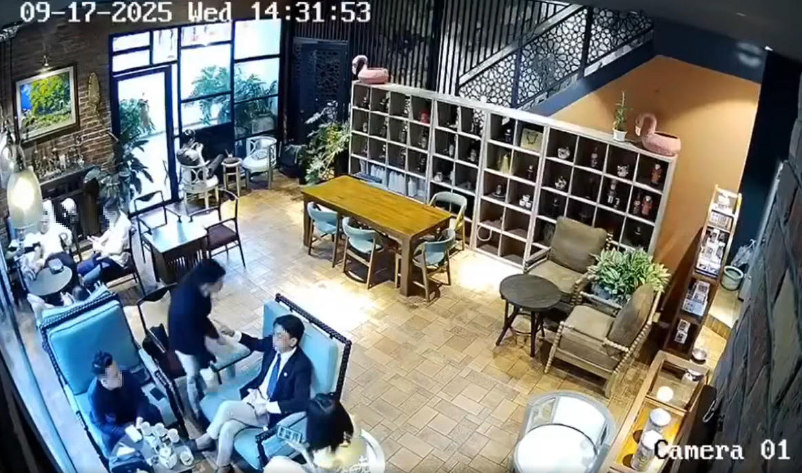 c797a0d1b4f842a5a737.jpg