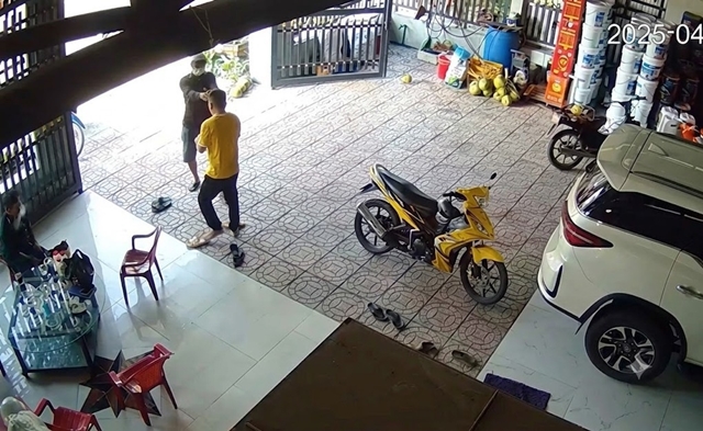 c7ed630511bf2c6b5d28.jpg