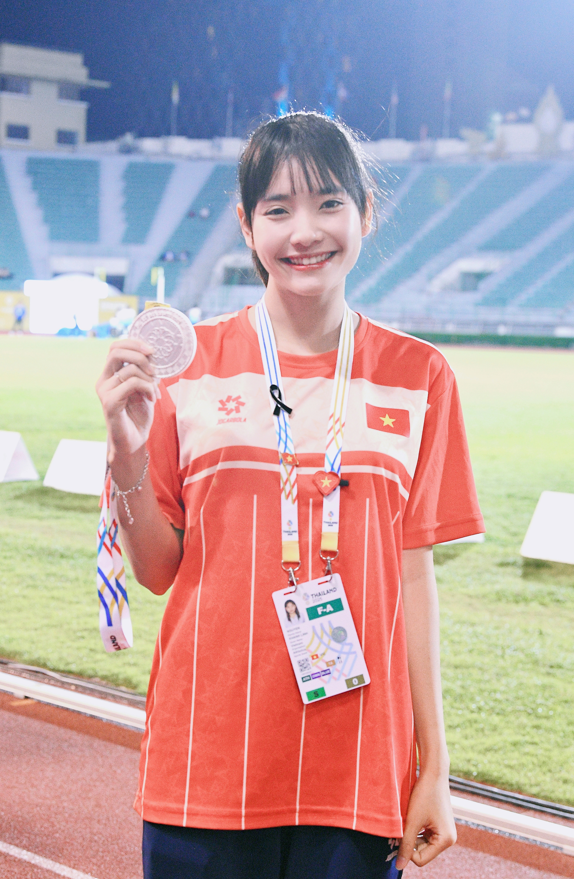 c807a855a3b0d1aa7570.jpg