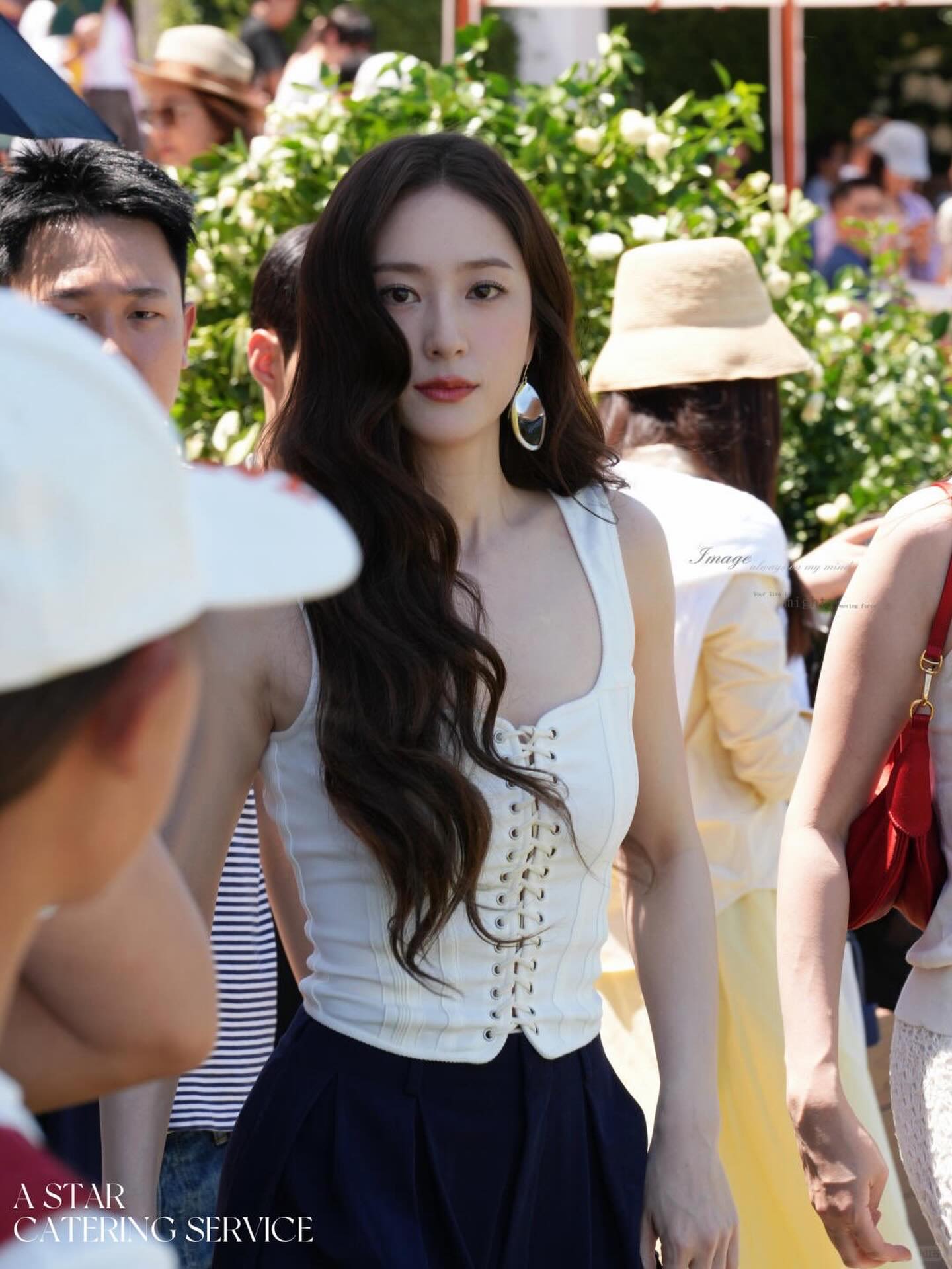 c854710ea15c4ccaac12.jpg