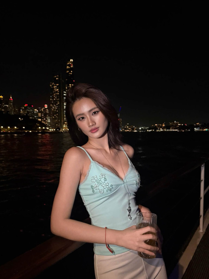c863b6d9a20dab92cf74.jpg