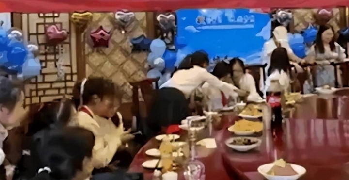 c89f443546b4616c923b.jpg