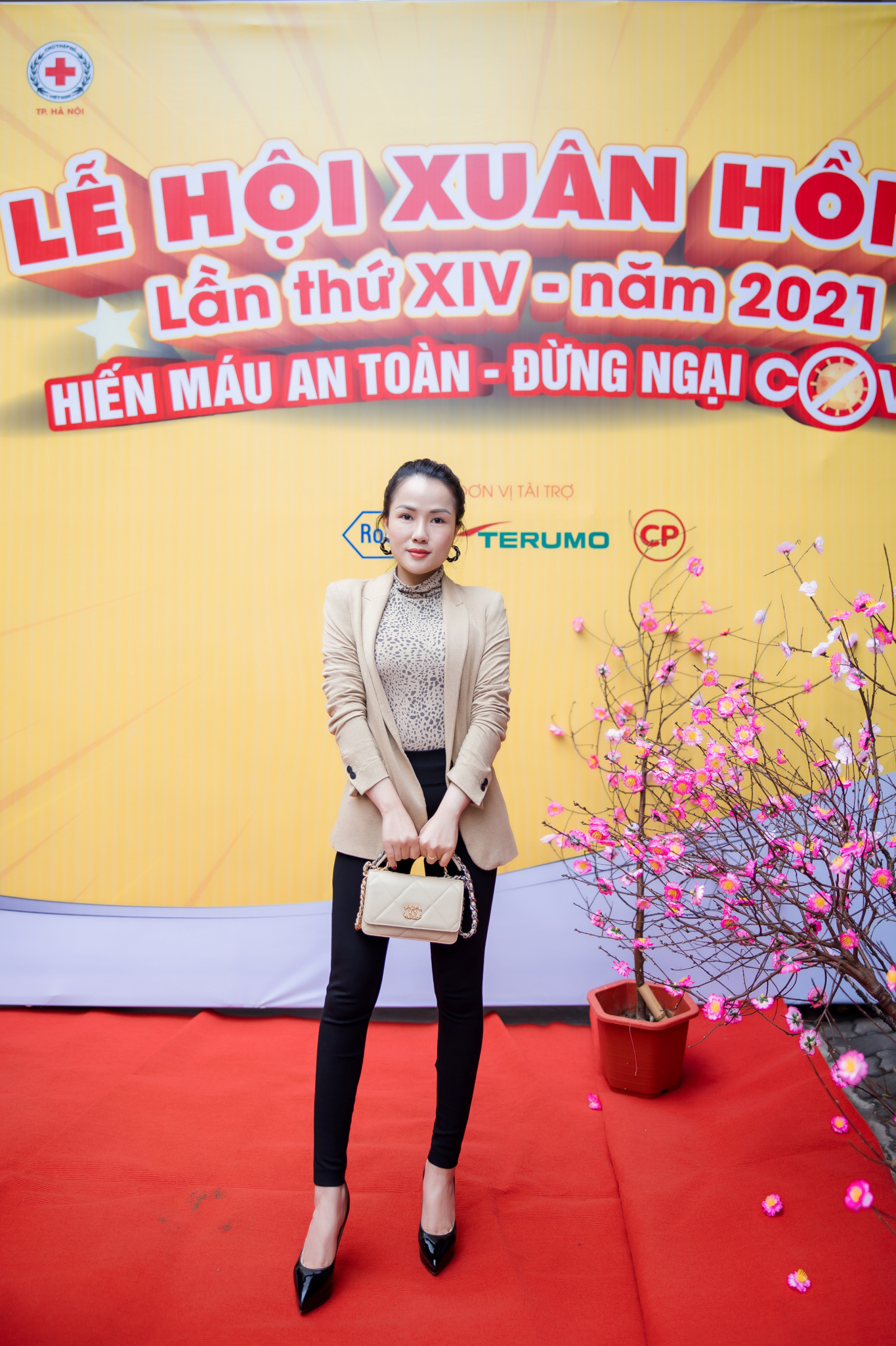 c8dd1e20b032045adc30.jpg
