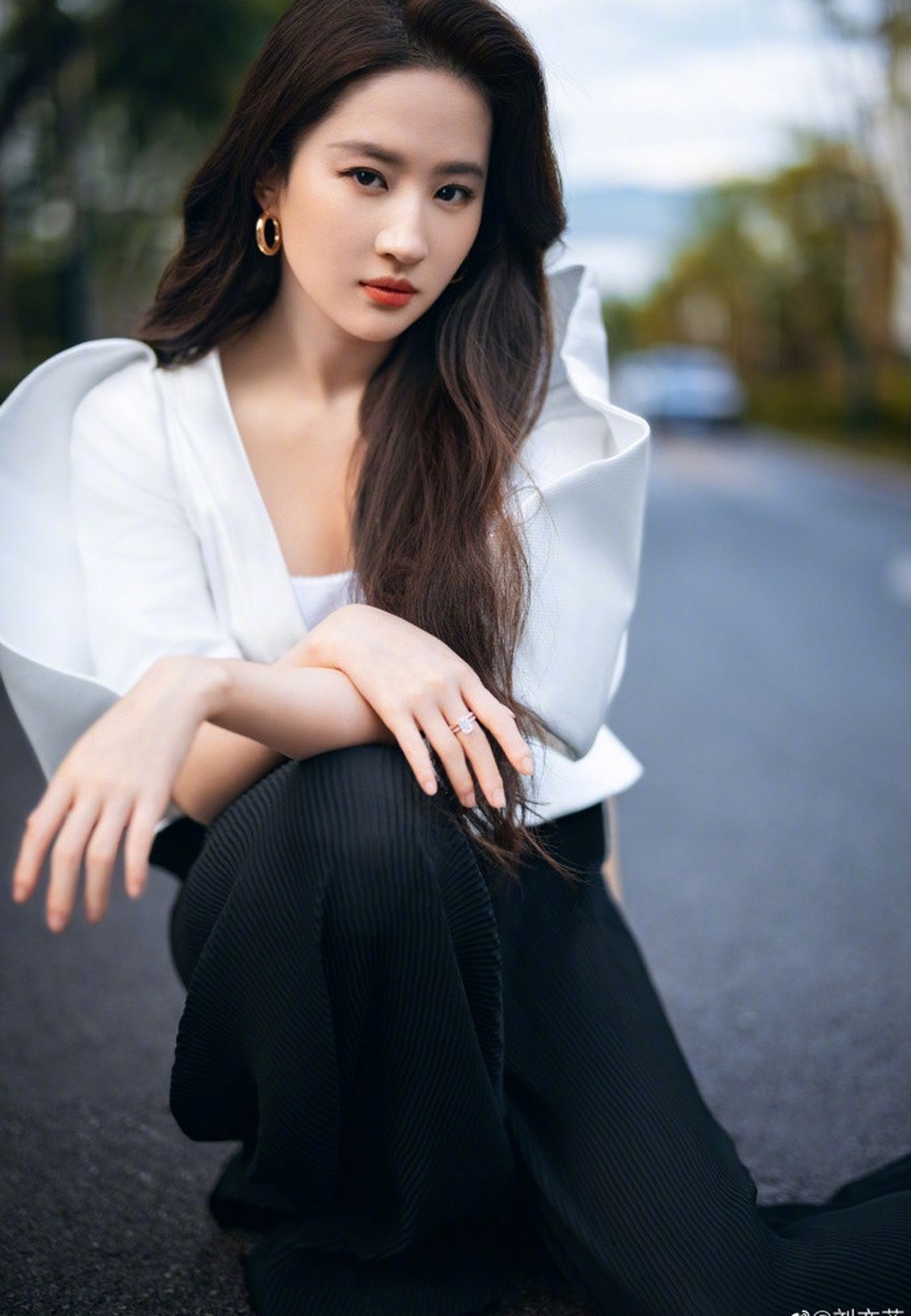 c9496e9cb9932cc7f193.jpg