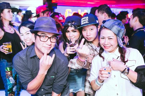 c965bbc180a6b0579e30.jpg