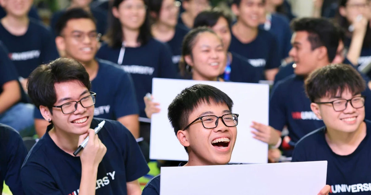 Ba trường đại học "đọ sức" cực căng tại cuộc thi Rung chuông trí tuệ số