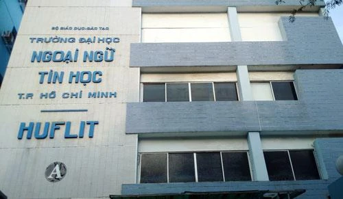 Sinh viên ĐH Ngoại ngữ Tin học TP.HCM mắc COVID-19: Phổi đông đặc, tình trạng cực nguy kịch
