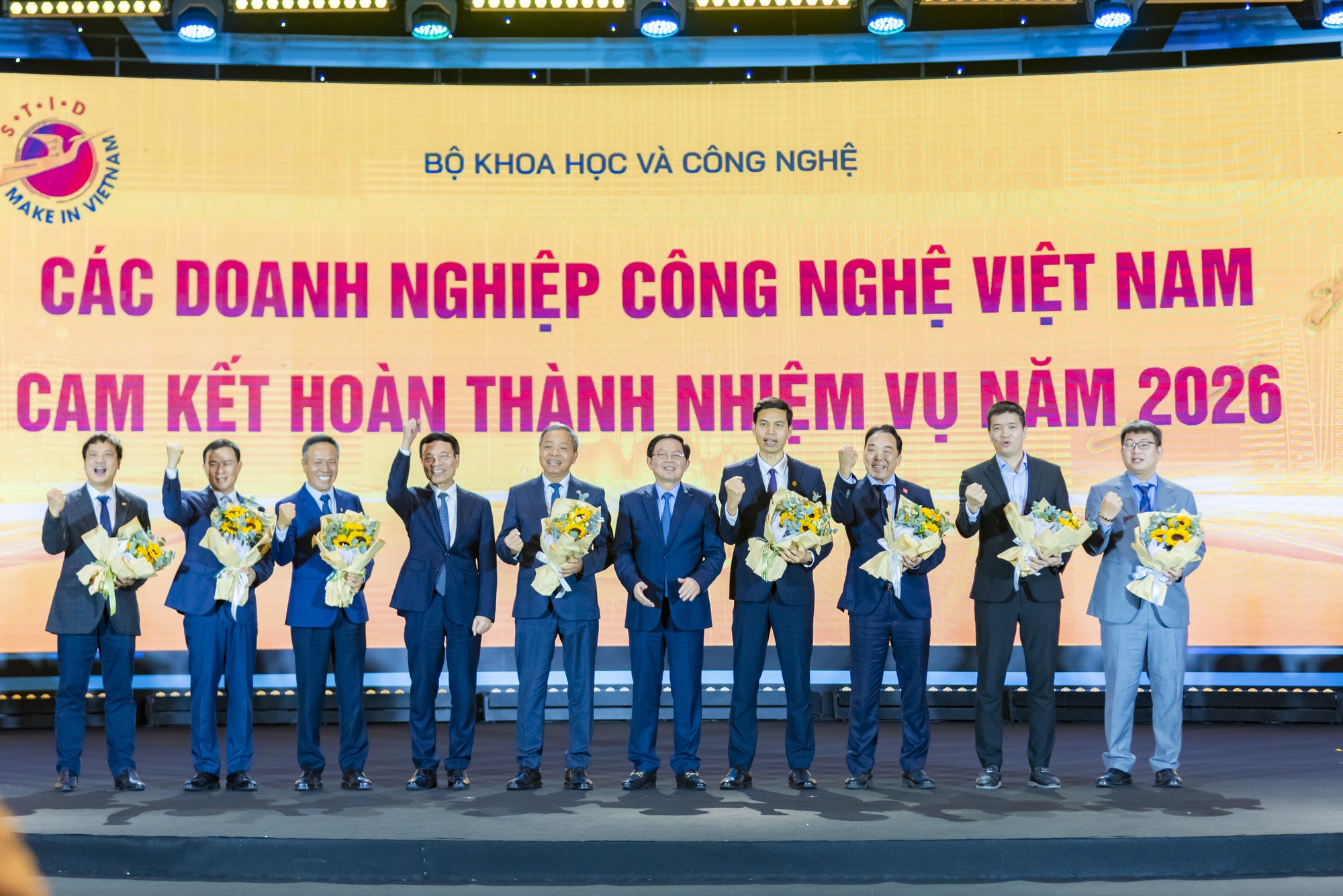 caa4de2f1f0ed15a4490.jpg