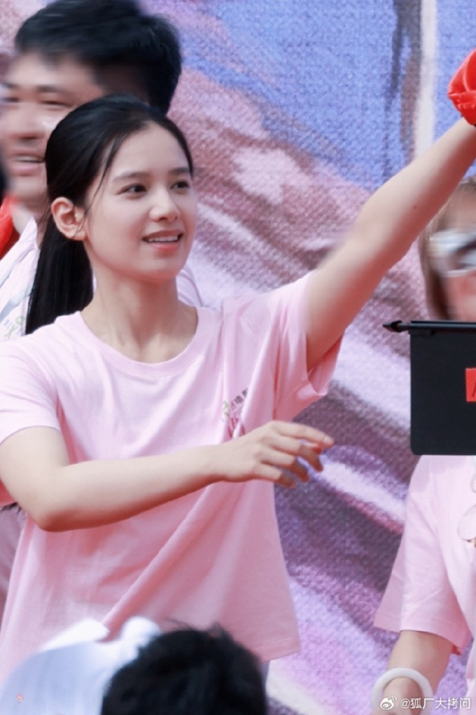 caaf6fd5eabe8b0de1d1.jpg