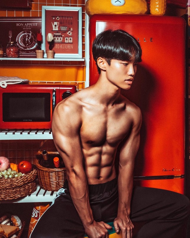 cb67af13ad6293d43ae3.jpg