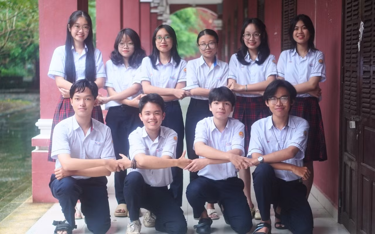 cbc51c5fd82bbf97dc13.jpg