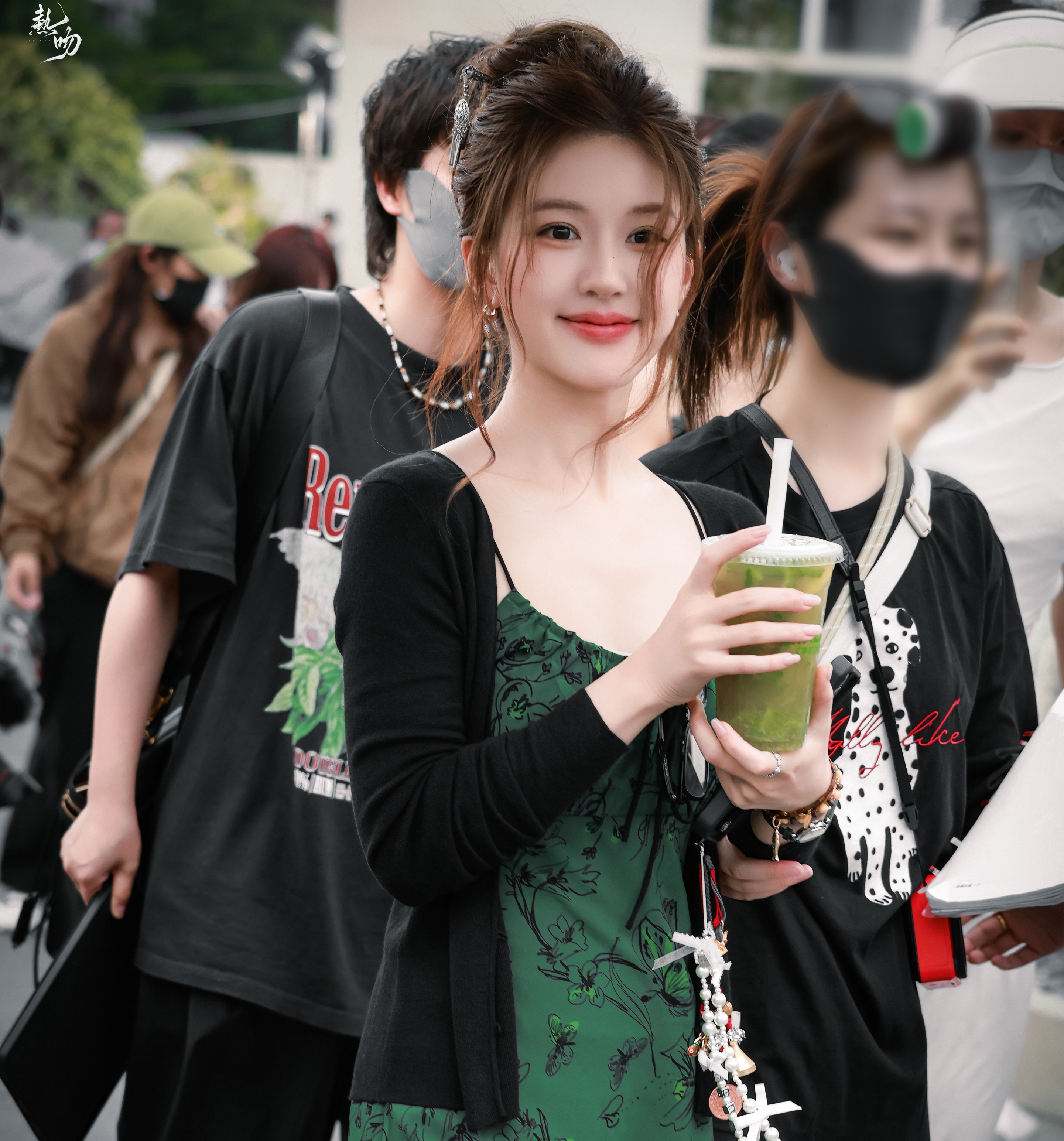 cbed70f57f1bb4da2b37.jpg