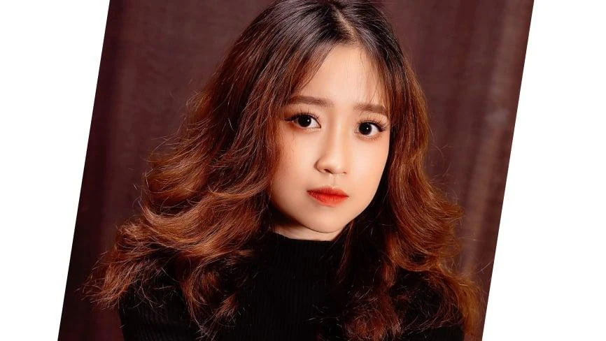 Nữ sinh Đại học Vinh học Sư phạm nhưng mê nghề báo muốn xỉu