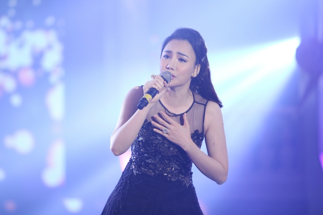 ce01f78eec39001d038b.jpg