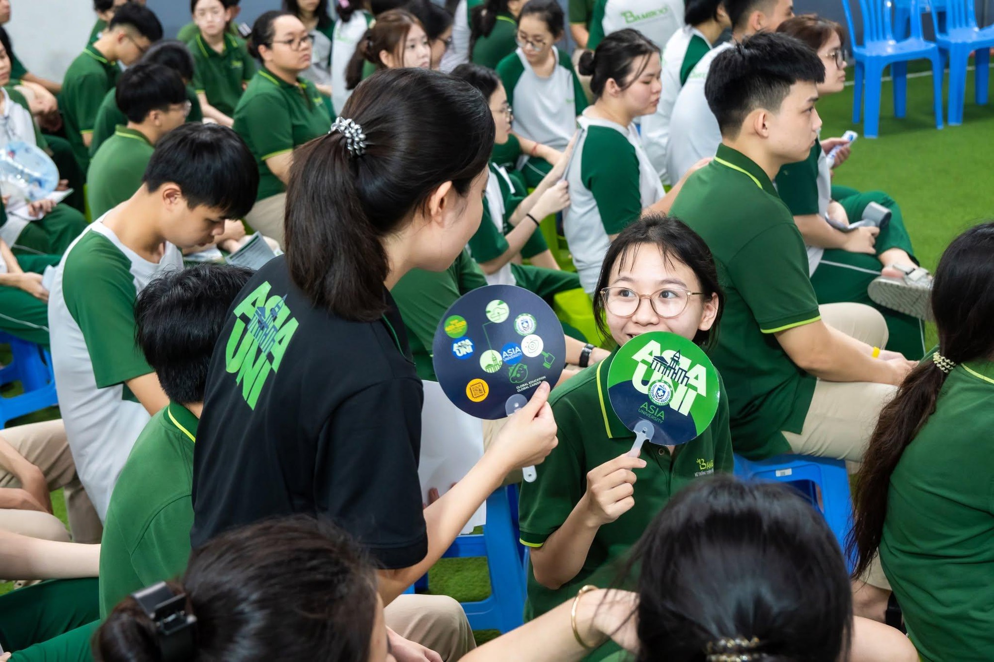 ce056973530d8ebe5c58.jpg