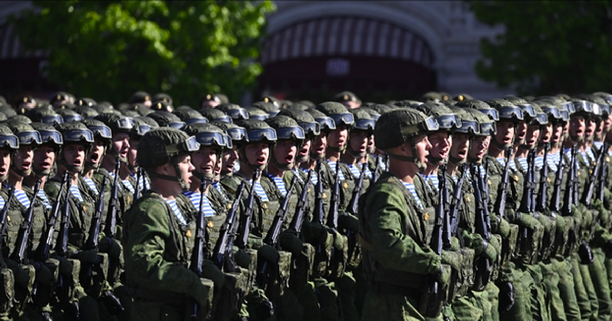 Putin ký lệnh tăng quân đối phó NATO và Ukraine, tình hình căng như dây đàn