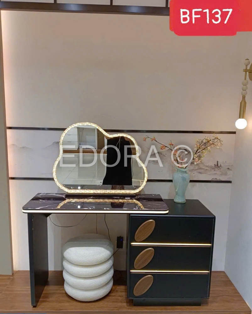 Bí kíp chọn bàn trang điểm thông minh đa năng cực xịn cho phòng của bạn