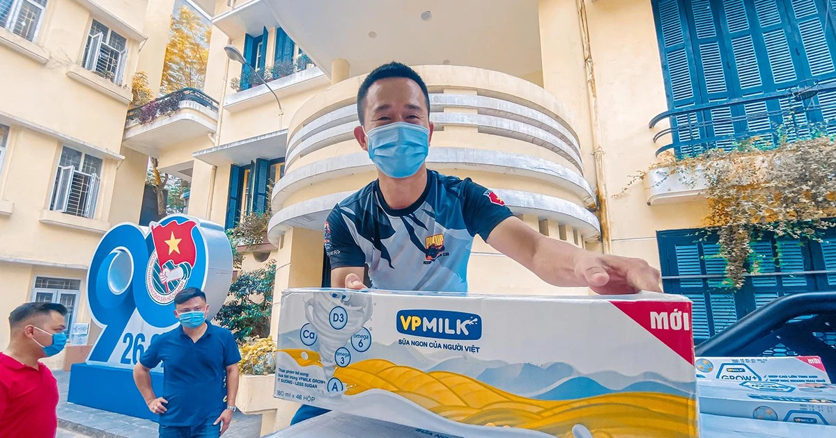 Hà Nội nghĩa tình - Những chuyến xe chở yêu thương vào tâm dịch
