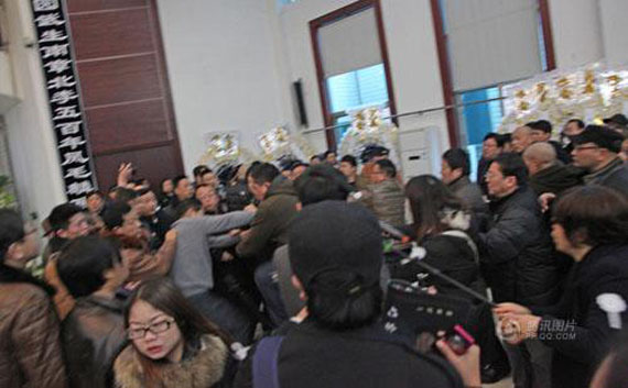 ce7139bcdece63c91296.jpg