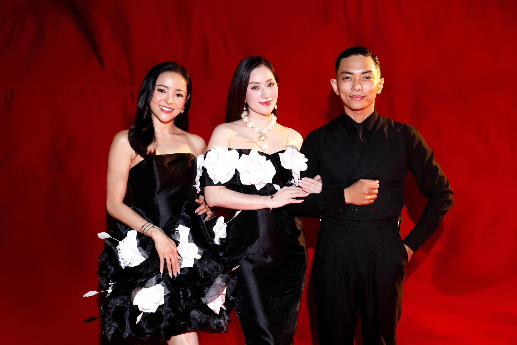 cedd60a781dd204cfe30.jpg