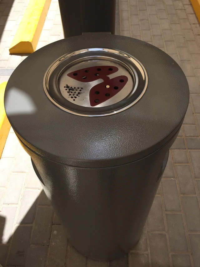 cee8b2f0aef228d589c9.png