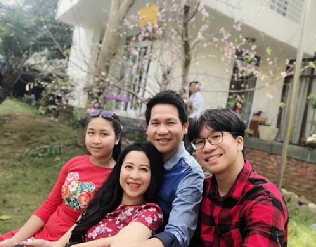 cf0ec48ad7258a2a2d30.jpg