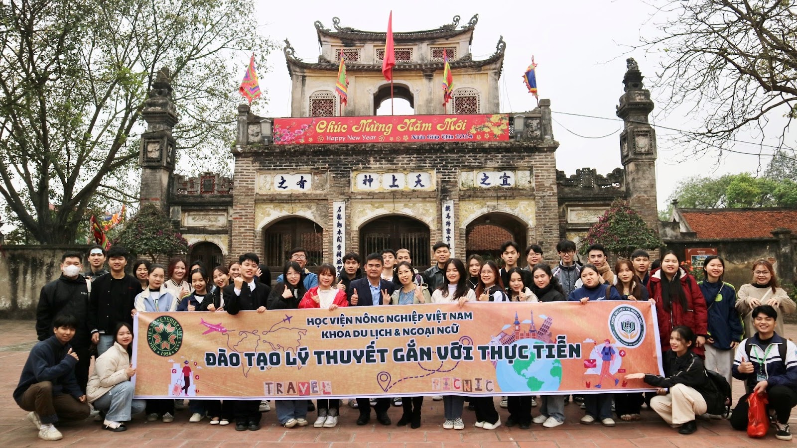cf306aac8704f5ad0b29.jpg
