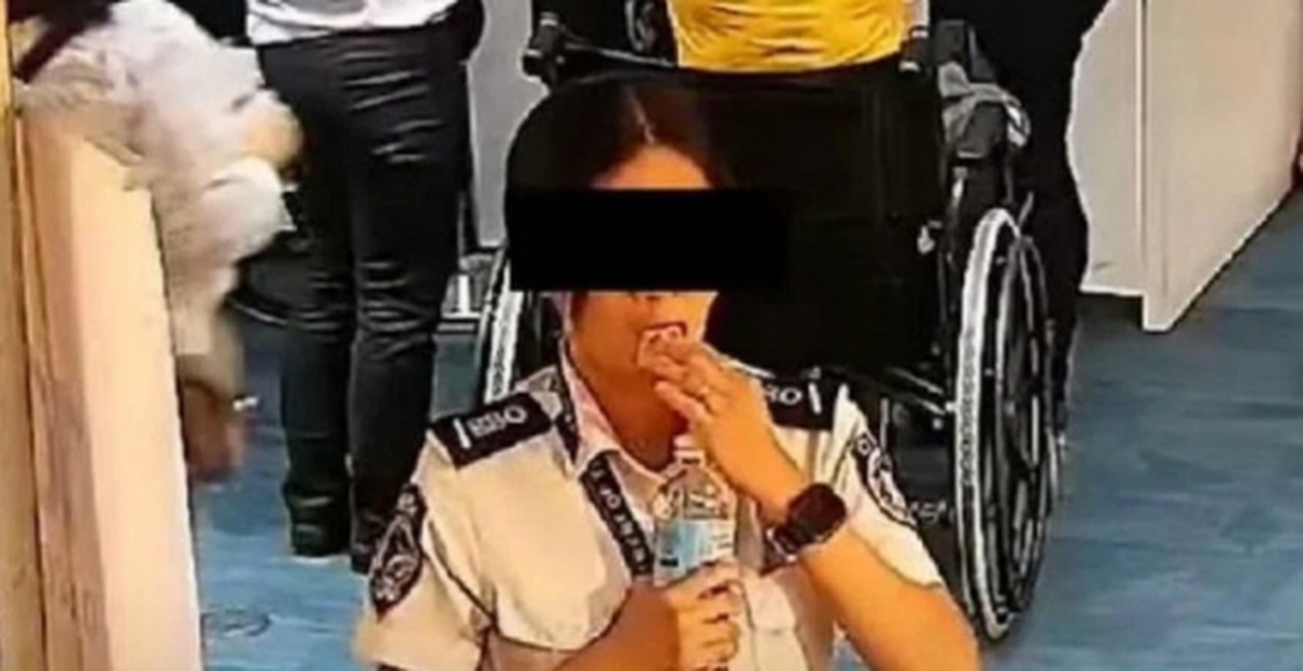 d018acab43ae976bb1e9.jpg