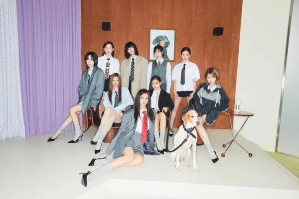 TWICE quyên góp 1 triệu đô la Hồng Kông cho nạn nhân hỏa hoạn trước buổi hòa nhạc