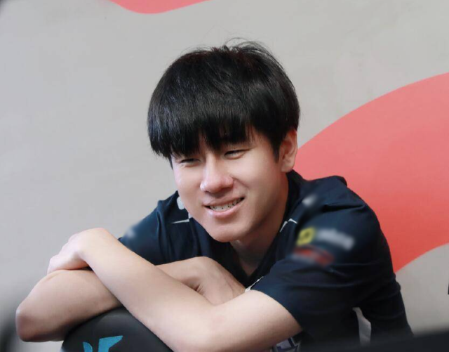 d145253a724e4b7094ca.png