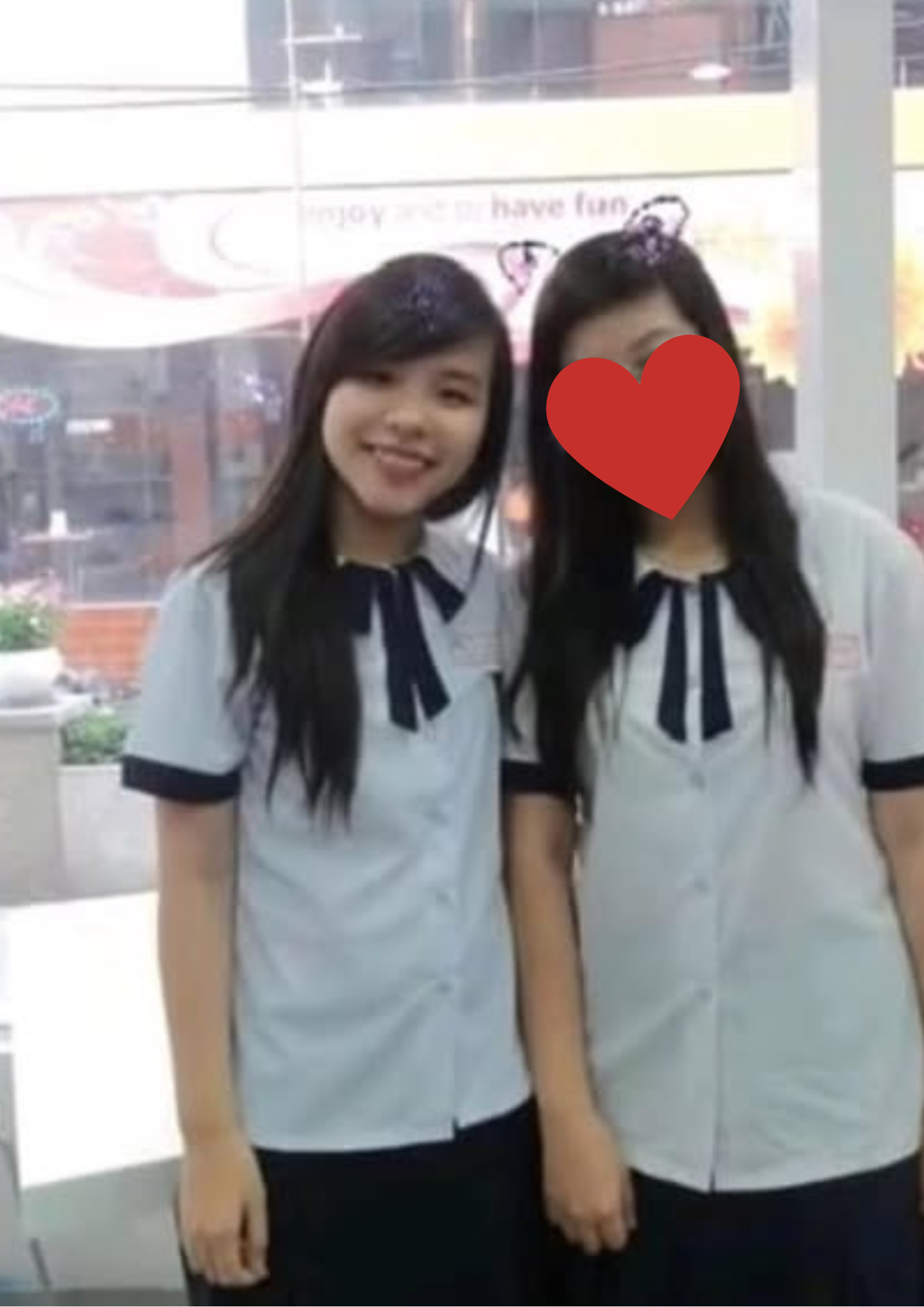 d1594be79b7d6e5c9f76.png