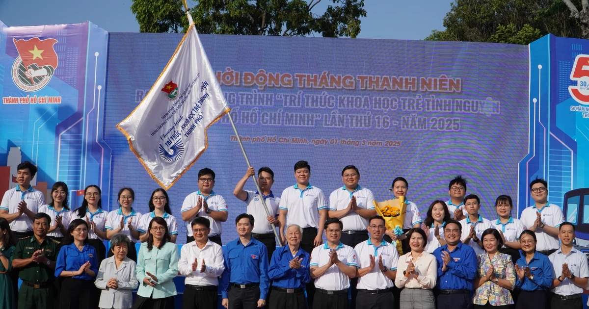 Gần 3.000 bạn trẻ Sài Gòn náo nhiệt Tháng Thanh niên tại Ga metro Bến Thành