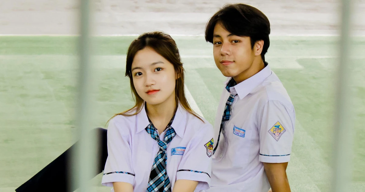 Cặp đôi Gen Z Huế đốn tim netizen với bộ ảnh "Youth" - Tuổi trẻ của tôi có bạn