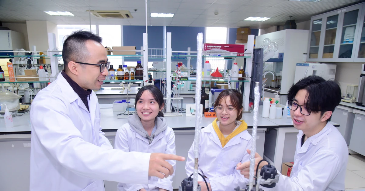 USTH tuyển sinh 2025: Update "nóng hổi" các thay đổi quan trọng hội con nhà trọ cần phải biết!