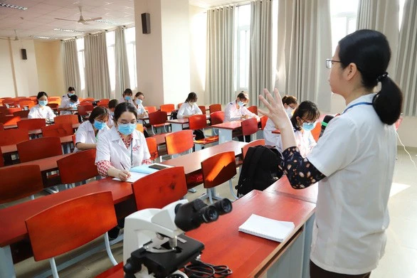 ĐH Y Dược TP.HCM công bố điểm chuẩn 2020: Ngành Y khoa đỉnh nhất 28,45 điểm!
