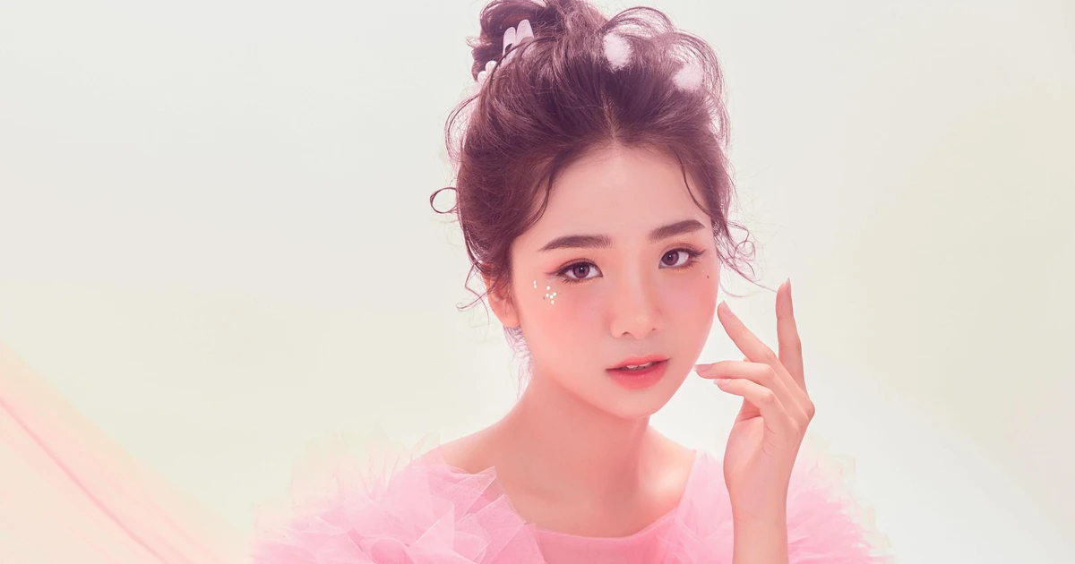 Nữ sinh Cao đẳng Nghệ thuật Hà Nội gây sốt với visual ngọt lịm như kẹo