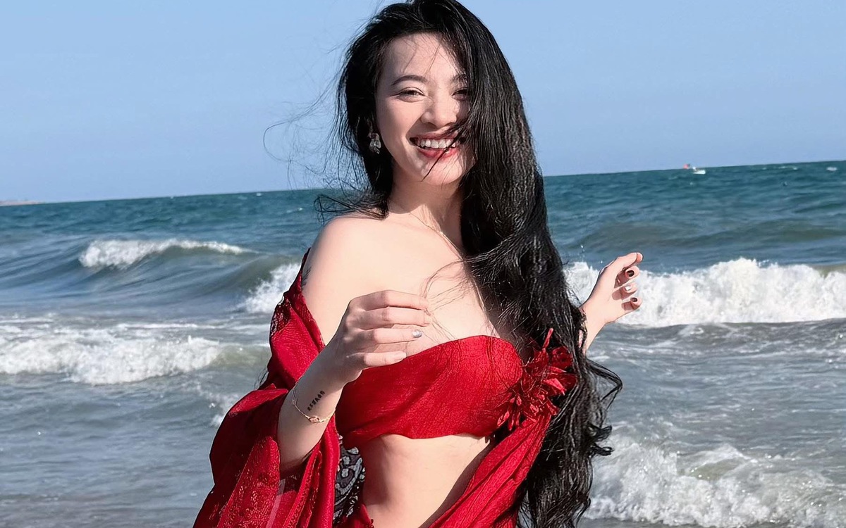Game thủ nữ gymer hot nhất MXH khoe body "cực phẩm" trong bikini, ai nhìn cũng phải trầm trồ