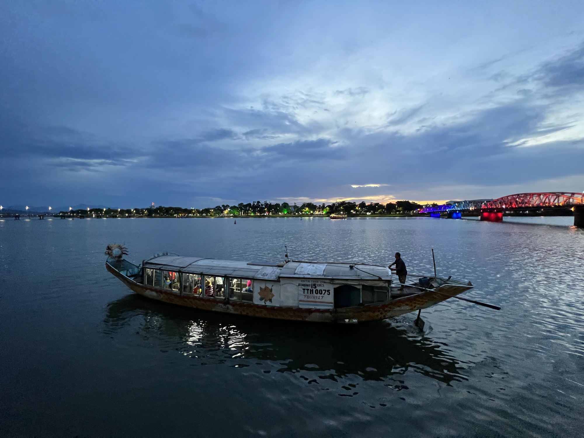 d441ec1445ea0a640ed0.jpg