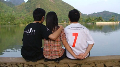 d4e19ba428ebc041cb19.jpg