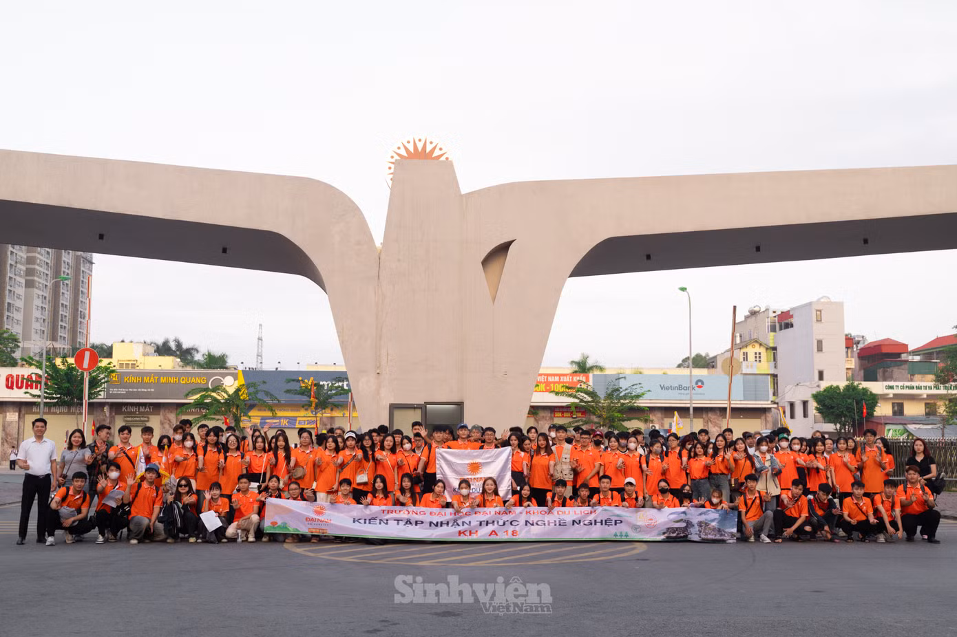 d5b4a4991617a8555c33.jpg