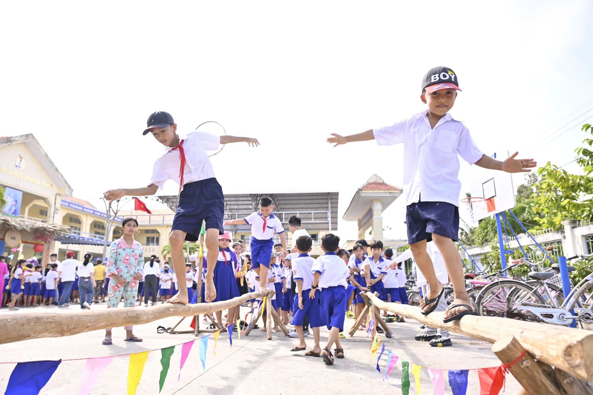 d5b6ea23fd925f6a9b66.jpg