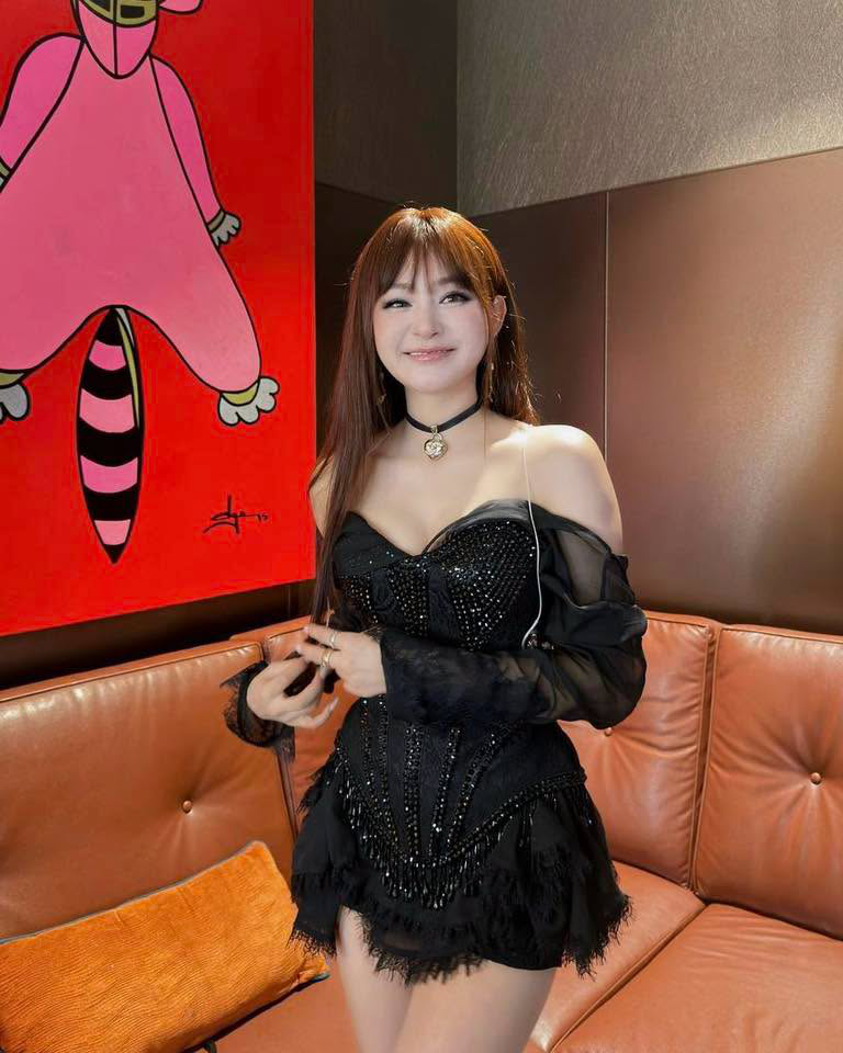 d5ce354460a4cfca44b6.png