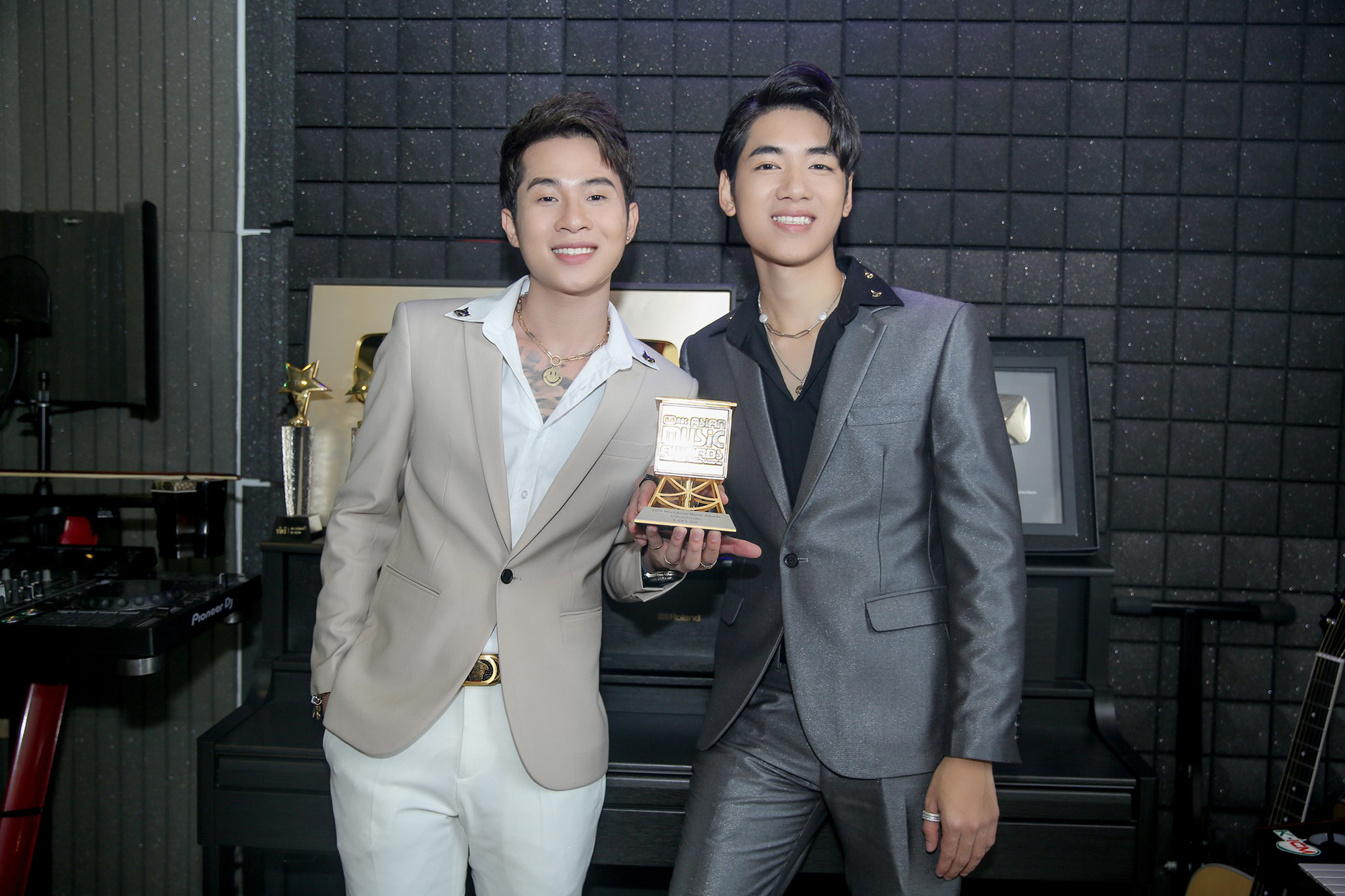 d5d2b27fb25f109c568a.jpg